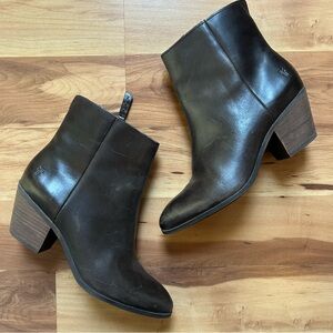 EUC Frye leather Megan boots size 7.5